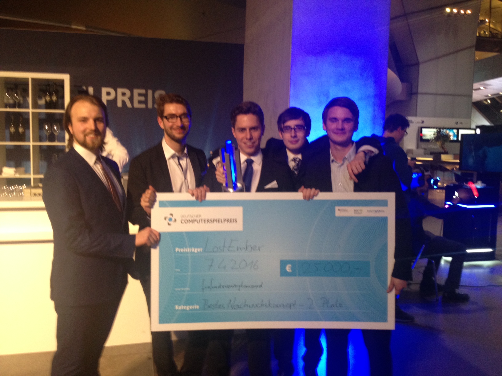 We won 2nd prize as best newcomer at the “Deutscher Computerspielpreis 2016”!!!